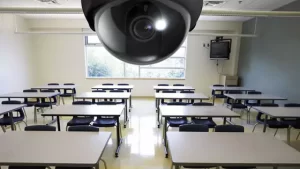 فوائد كاميرات المراقبة في المدارس 2023